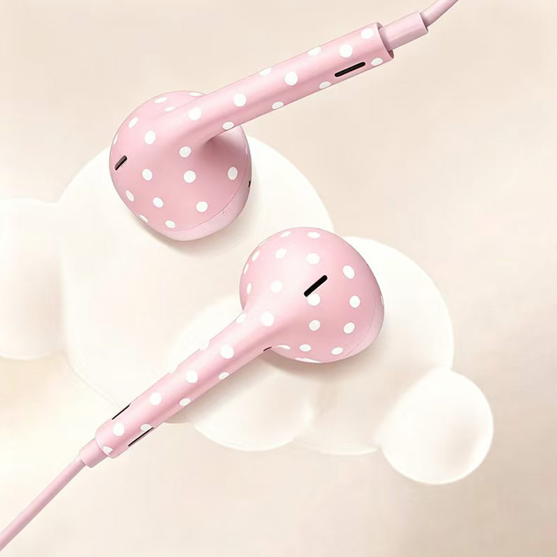 Urocze słuchawki przewodowe ty – Type C Wired Earphones With Mic recenzja i cena
